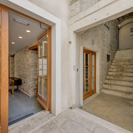 Stonemasons Heritage Gasthuis 4*