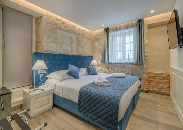 Stonemasons Heritage 4*