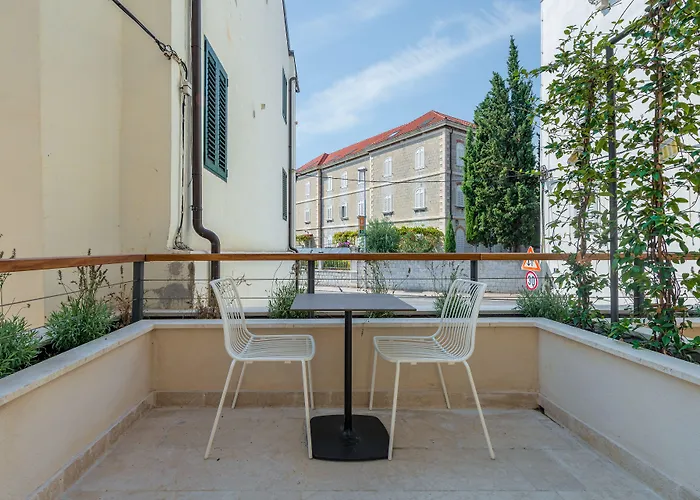 Stonemasons Heritage Guest house